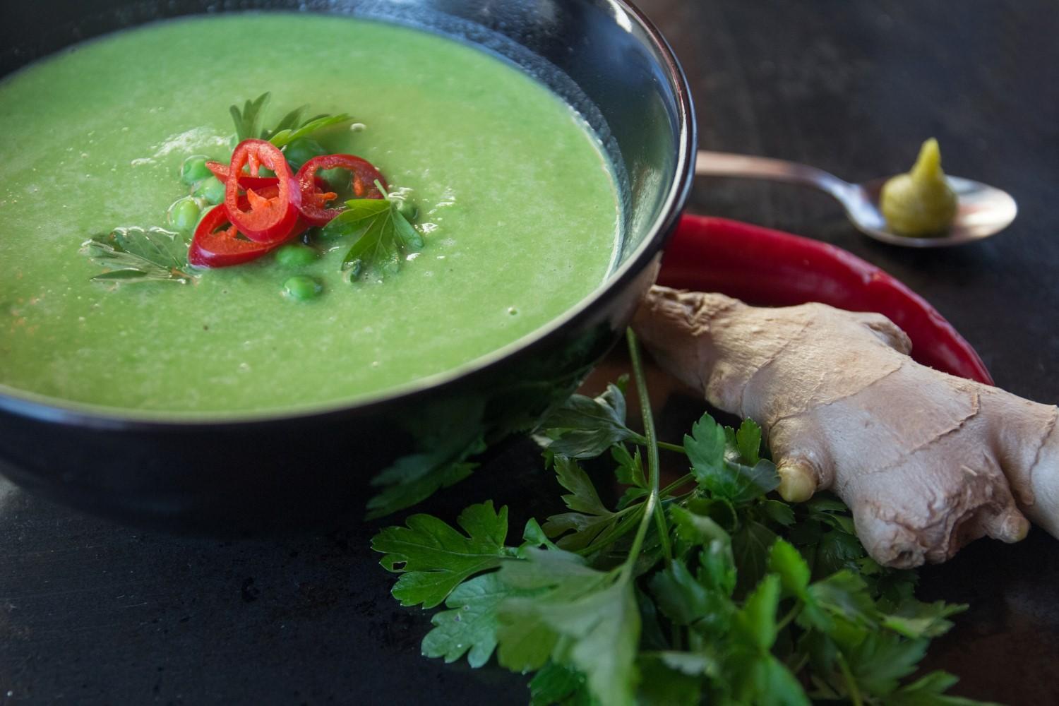 5 minute spicy pea soup