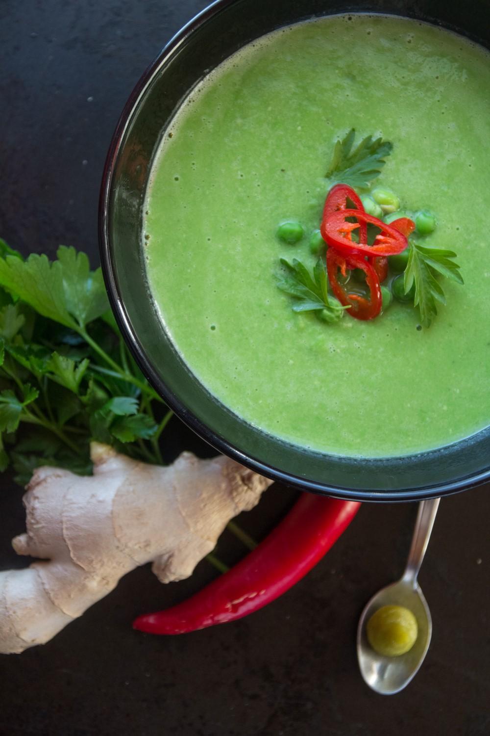 5 minute spicy pea soup