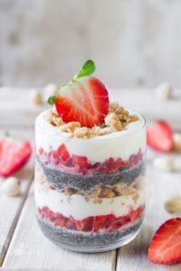 This light and fresh strawberry layer cake is a perfect healthy indulgence for the sunny spring days! This no-bake dessert is inspired by traditional Slovenian dessert prekmurska gibanica. Click to find the whole recipe or pin and save for later!