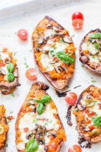 These sweet potatoes are filled with a cheezy pizza stuffing