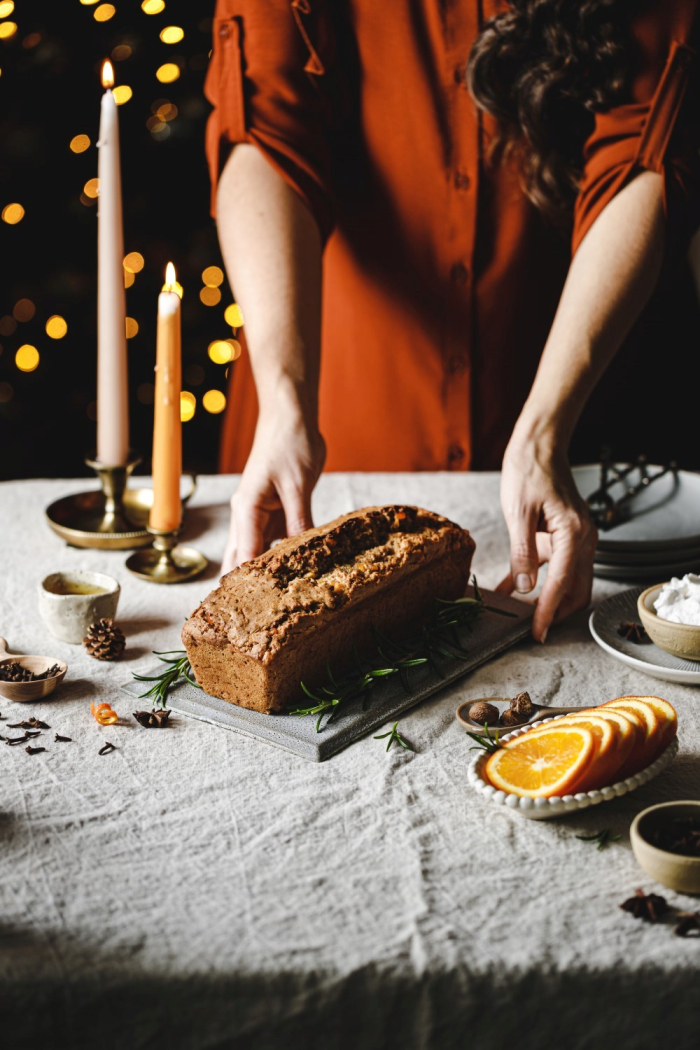 Incredible tips for festive food photography! I am sharing a few things I pay attention too when I take festive food photos during the Christmas time and New Year’s festivities.