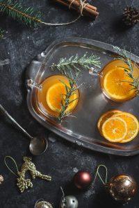 It's drinks like these mulled ginger beer with a hint of whiskey that create the Christmas atmosphere.﻿